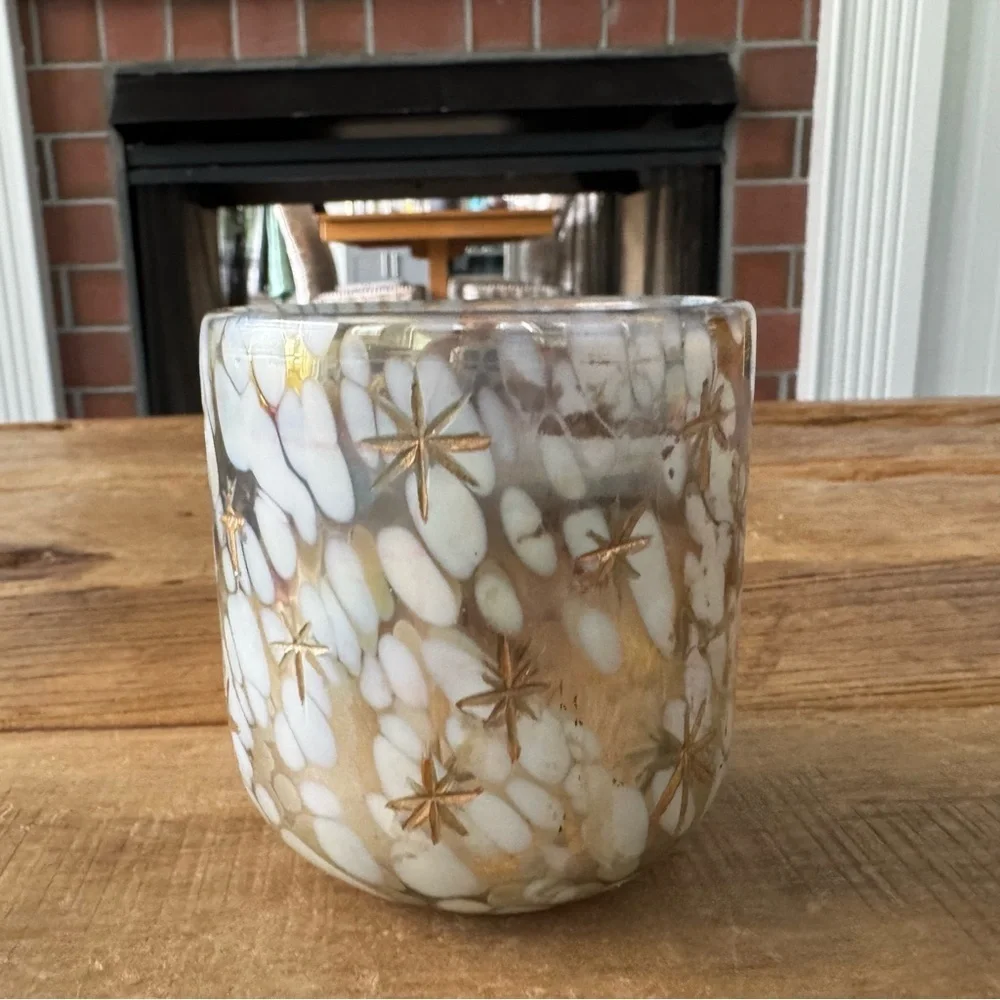 NEW IN BOX Anthropologie Festive Woody Winter Woods & Vanilla Candle